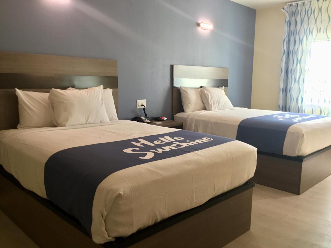 Days Inn By Wyndham Freeport Dış mekan fotoğraf